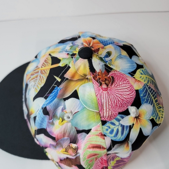 Smith Novelty Company Las Vegas Floral Snap Back Hat Cap Adjustable Beachwear - Picture 4 of 9